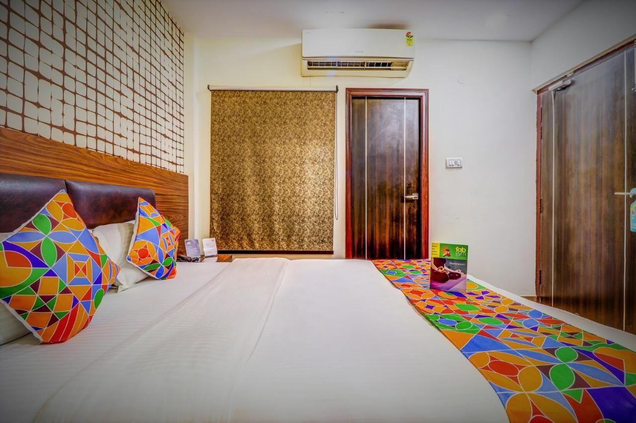 Fabhotel Sain Dass Канпур Екстериор снимка