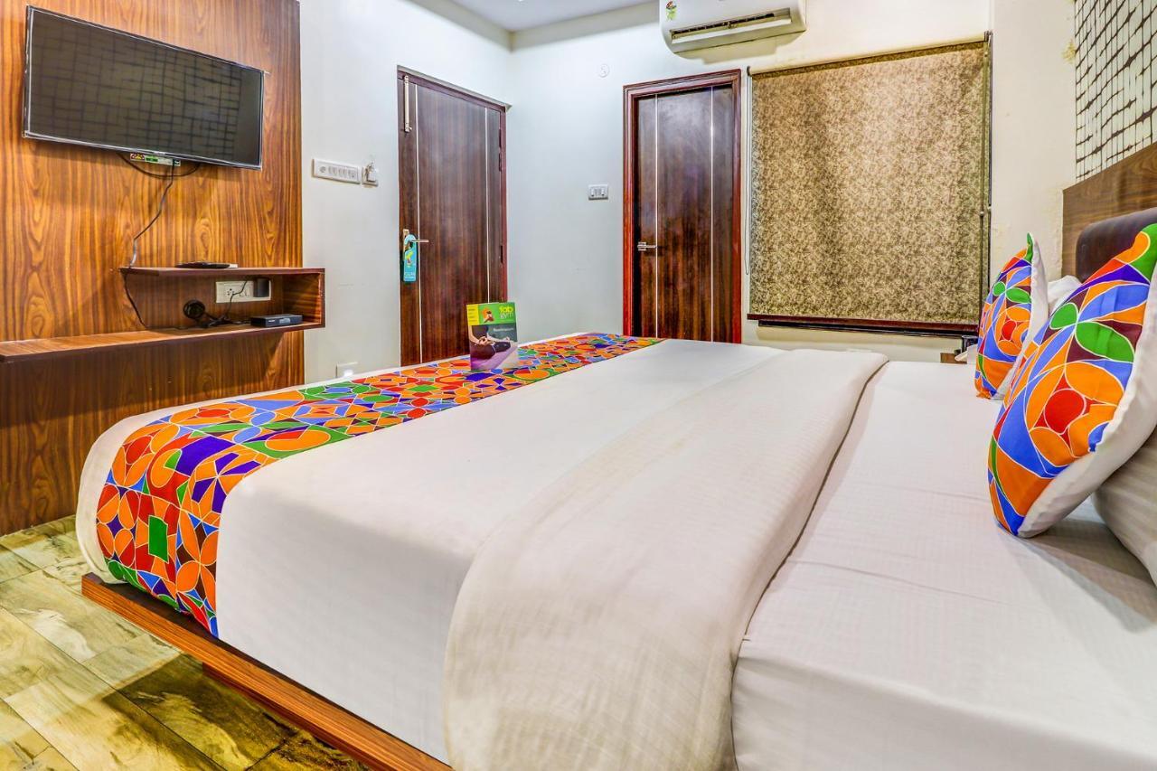 Fabhotel Sain Dass Канпур Екстериор снимка